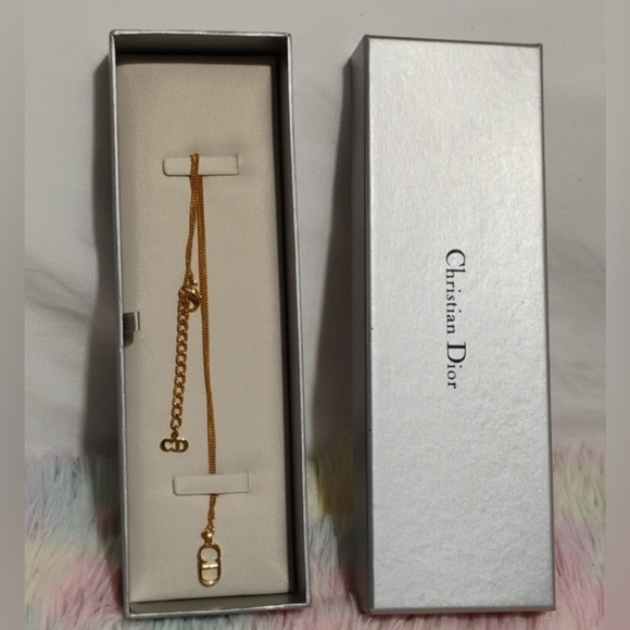 NEW DIOR CD Logo Necklace Gold NIB - Picture 12 of 14